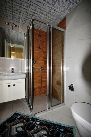 شقة دوبلكس في مركز الانيا