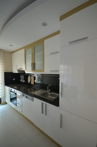 شقة دوبلكس في مركز الانيا