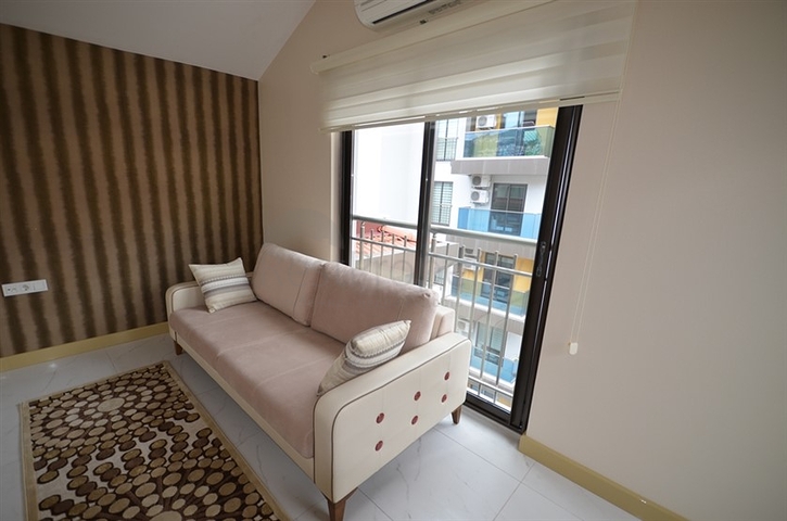 شقة دوبلكس في مركز الانيا