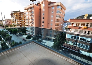 شقة دوبلكس في مركز الانيا