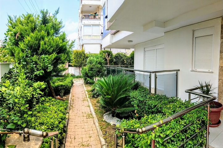 شقة غرفة و صالة قريبة من البحر في كونيالتي - انطاليا