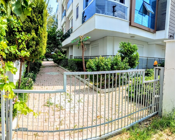 شقة غرفة و صالة قريبة من البحر في كونيالتي - انطاليا