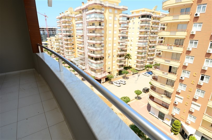 شقة للايجار في الانيا