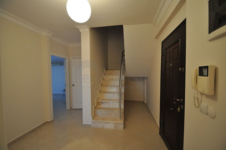 بينت هاوس بإطلالة على البحر في ماهموت لار