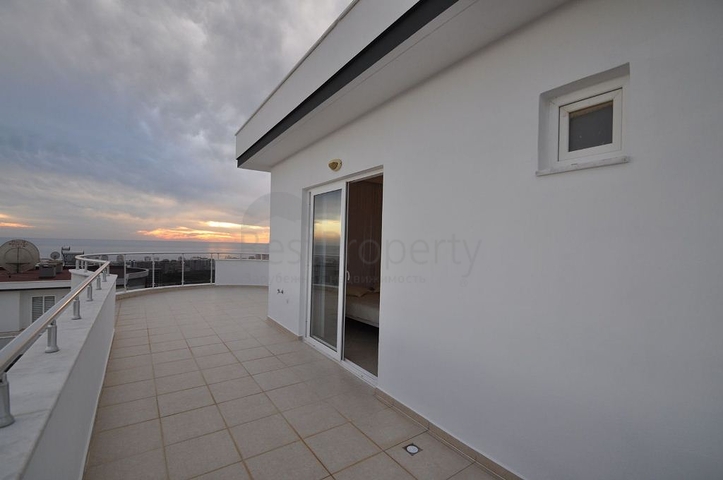 بينت هاوس بإطلالة على البحر في ماهموت لار