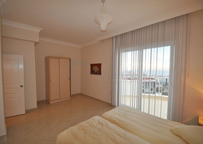 بينت هاوس بإطلالة على البحر في ماهموت لار