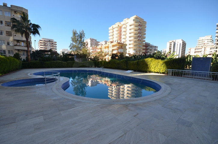 شقة بغرفتي نوم في ماهموت لار