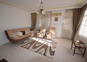 شقة بغرفتي نوم تبعد 200 متر عن شاطئ المتوسط وبسعر جيد