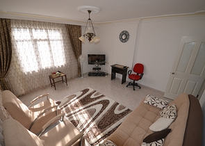 شقة بغرفتي نوم تبعد 200 متر عن شاطئ المتوسط وبسعر جيد