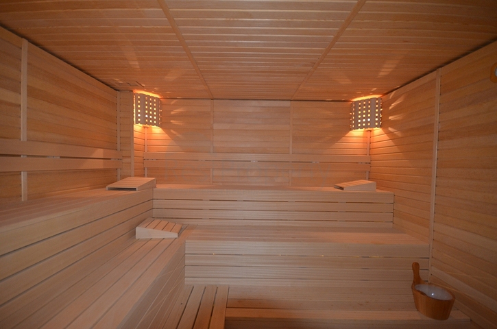 شقق فاخرة على ضفة النهر في اوبا - الانيا