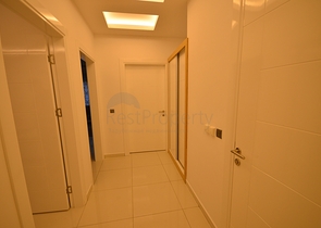 شقق فاخرة على ضفة النهر في اوبا - الانيا