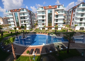 شقق فاخرة على ضفة النهر في اوبا - الانيا