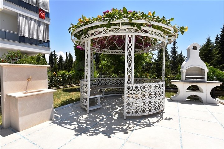 شقق في مجمع عصري في وسط الانيا