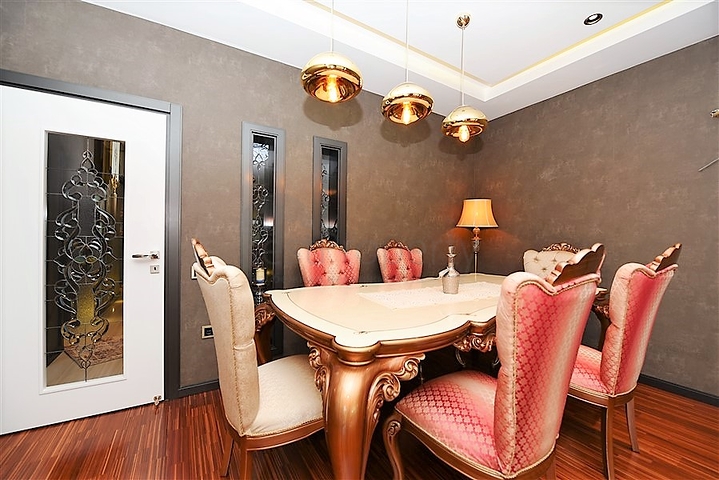 شقق في مجمع عصري في وسط الانيا