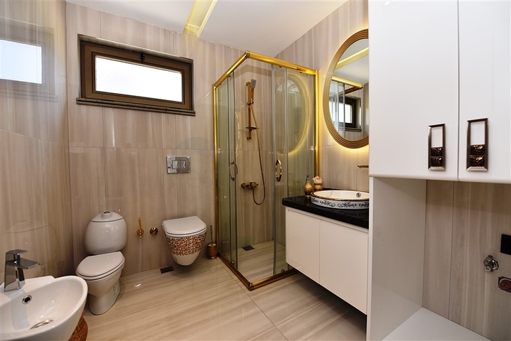 شقق في مجمع عصري في وسط الانيا