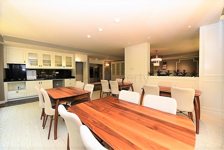 شقق في مجمع عصري في وسط الانيا