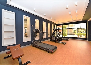 شقق في مجمع عصري في وسط الانيا