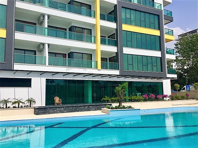 مشروع جديد يحتوي على شقق بكافة الأحجام والتصاميم في محمودلار