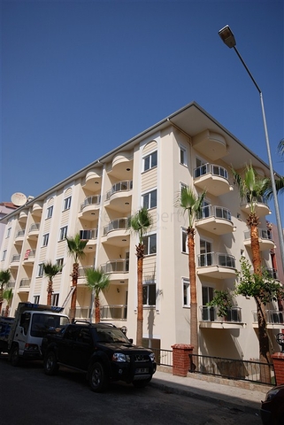 شقق واسعة للبيع ضمن مركز مدينة ألانيا 