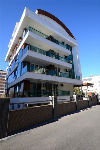 شقق جديدة في قلب ألانيا