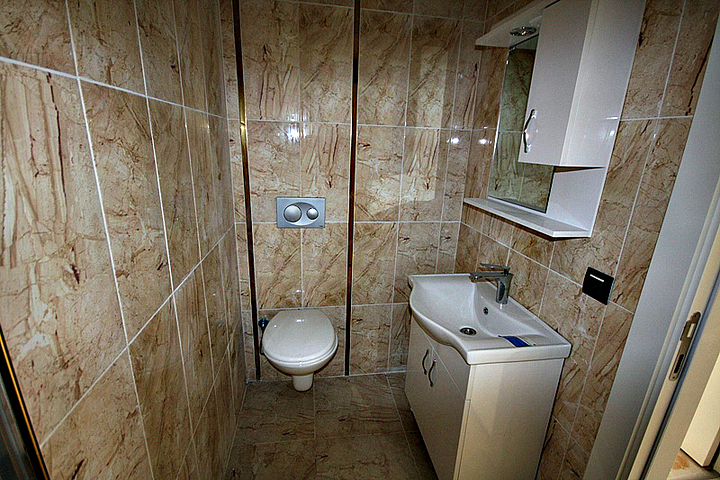 شقة2+1 في مجمع في كونيالتي انطاليا