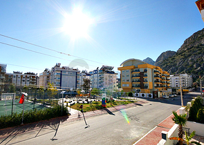 شقة2+1 في مجمع في كونيالتي انطاليا