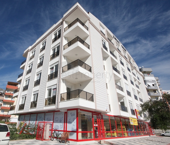 شقق في مجمعات مطلة على قمم طوروس أنطاليا