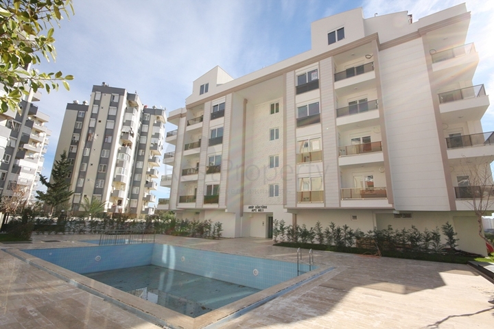 شقق في مجمعات مطلة على قمم طوروس أنطاليا