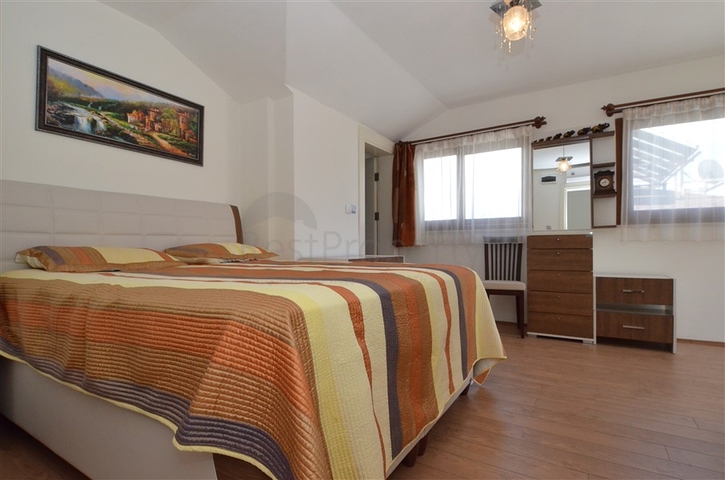 دوبلكس فاخر في مركز ألانيا