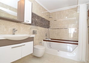 دوبلكس فاخر في مركز ألانيا