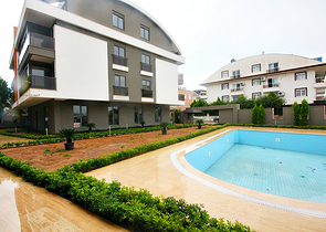   مجمع جديد فاخر في انطاليا يبعد 1كم عن البحر