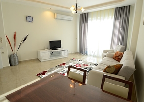 شقة بإطلالة على البحر ماهموت لار