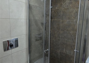 شقة فاخرة في ماهموت لار الانيا