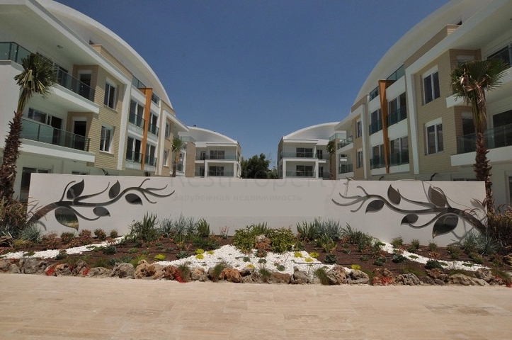 سكن جديد مع مسبح في لارا ، أنطاليا