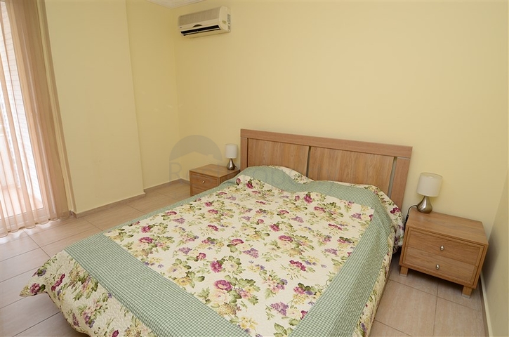 شقة فسيحة من غرفتي نوم على بعد 150 متر فقط من البحر.