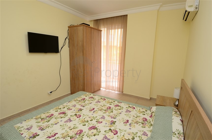 شقة فسيحة من غرفتي نوم على بعد 150 متر فقط من البحر.