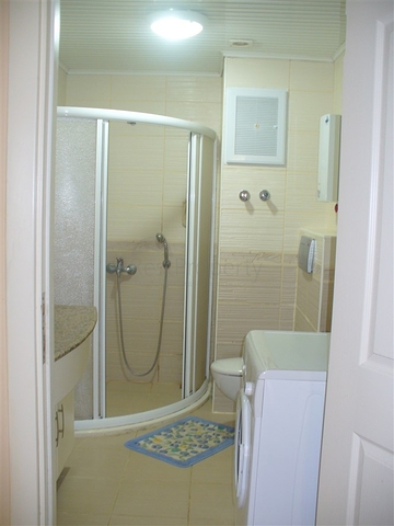 شقق في ماهموت لار