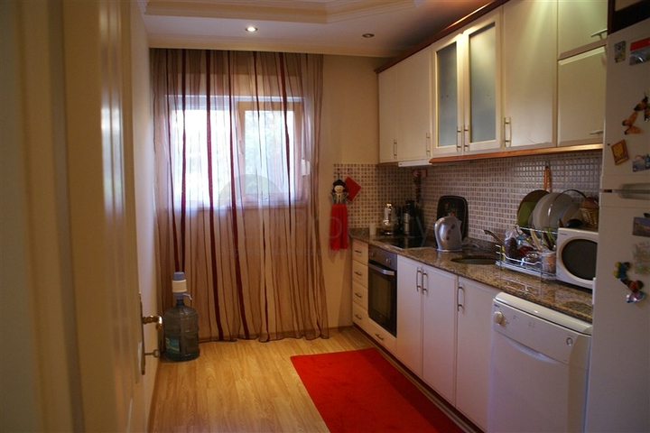 شقق في ماهموت لار