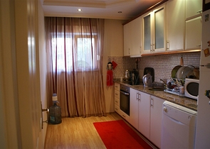 شقق في ماهموت لار