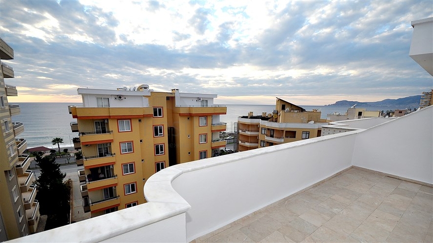 بينت هاوس في ماهموت لار