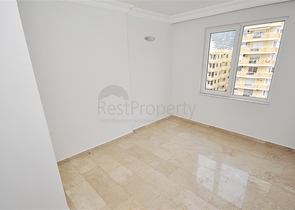 بينت هاوس في ماهموت لار