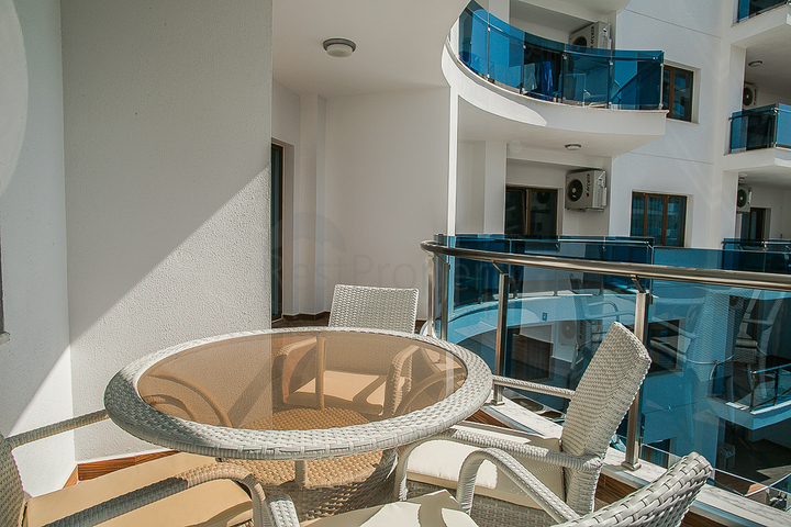 شقة واسعة في ماهموت لار