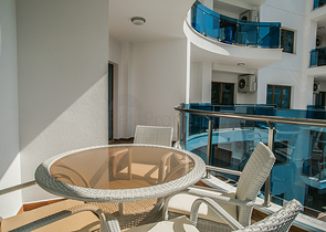 شقة واسعة في ماهموت لار