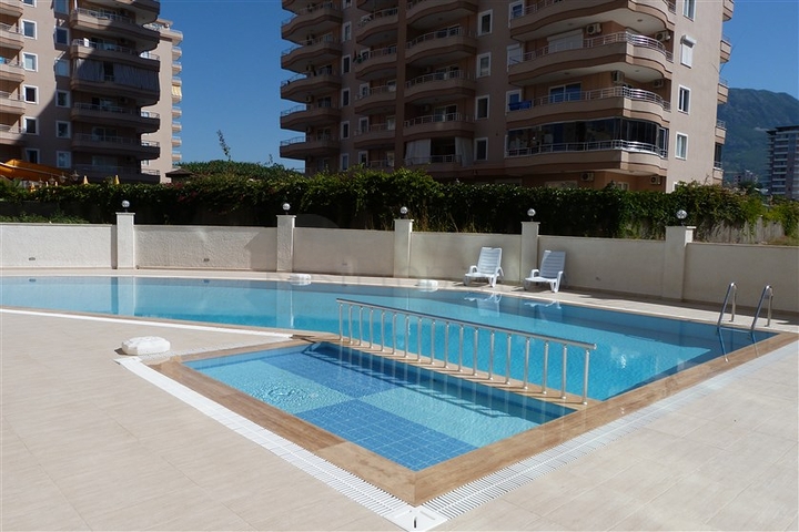 شقة في ماهموت لار ألانيا