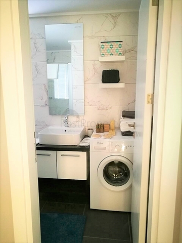 شقة واسعة - مجمع حديث - تصميم غرفة وصالة - في مهموتلار / الانيا 