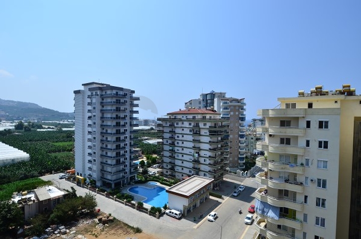 شقة واسعة - مجمع حديث - تصميم غرفة وصالة - في مهموتلار / الانيا 