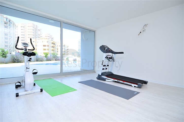 شقة واسعة - مجمع حديث - تصميم غرفة وصالة - في مهموتلار / الانيا 