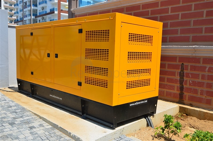 شقة واسعة - مجمع حديث - تصميم غرفة وصالة - في مهموتلار / الانيا 