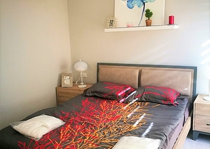 شقة واسعة - مجمع حديث - تصميم غرفة وصالة - في مهموتلار / الانيا 