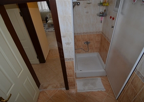 شقة مفروشة واسعة في منطقة محمود لار – ألانيا